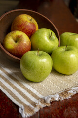 apples