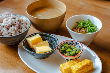 Japanese breakfast / 和風朝食セット
