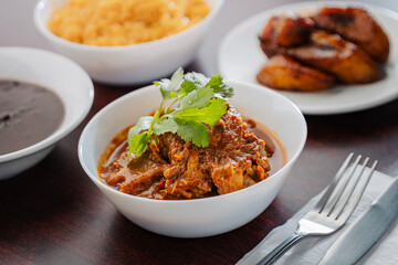 Dominican Oxtail Stew with Rice, Beans, and Sweet Plantains – Authentic Caribbean Cuisine