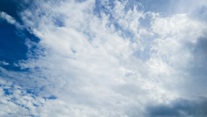 Obraz premium blue sky with clouds