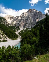Obraz premium Mountain Valley River Landscape, Summer Sunlight