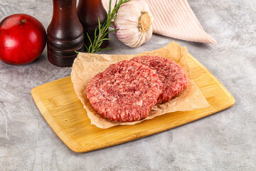 Raw round beef cutlet minced meat