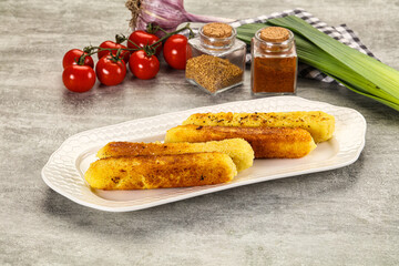 Crispy breaded mozarella cheese sticks