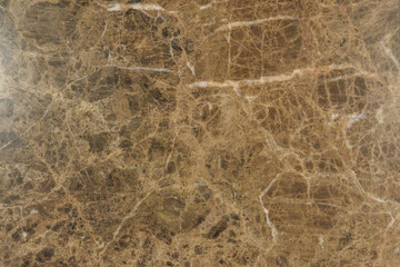 淡い茶色地に白いうねり模様が入るダイナミックな柄が特徴の大理石のテクスチャー背景　