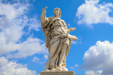 angel statue in rome