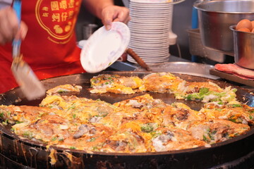 Oyster Omelet - 牡蠣オムレツ
