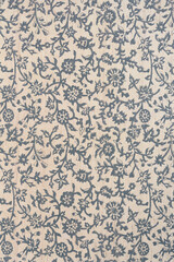 floral pattern with winding lines and leaves 