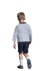 Petit garçon blond vu de dos qui marche en short bleu et marinière rayée,, geste naturel et...