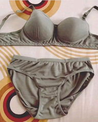 lingerie, everyday wear, comfy lingerie, basic bra, classic panties, feminine wear, intimate wear, 