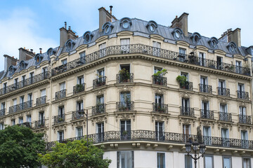 Fototapeta premium Paris, buildings in the Marais, rue de Turbigo, in a typical street 