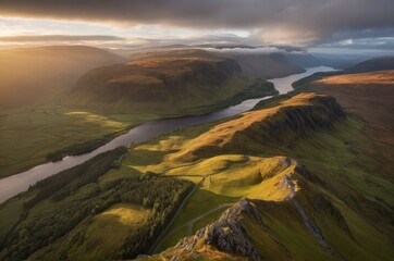 Fototapeta premium Atemberaubende Landschaft mit Fluss und Bergen im Morgenlicht