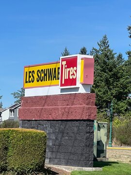 Seattle, WA, USA
August 22, 2025
Les Schwab Tires