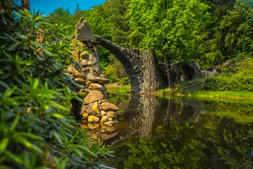 Fototapete Rakotzbrücke Diabelski Most (niem. Rakotzbrücke) w Kromlau, Niemcy  © grzegorz_pakula