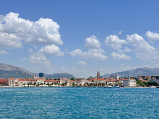 Obraz premium Overlooking Old Town Split from the Adriatic on a Summer Day