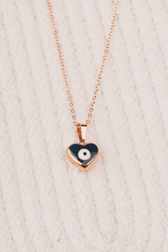 luxury gold and diamond jewelery