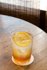 古民家カフェで飲むレモネード