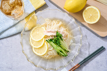 レモン素麺｜冷製だしをかけた夏のさっぱり麺
