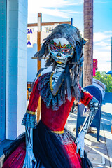 Obraz premium Traditional Latin American Statue for the Day of the Dead and the Halloween Celebration 