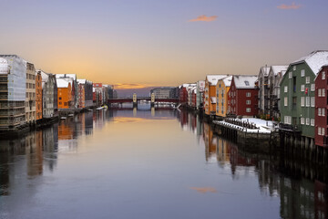 Fototapeta premium Winter in Trondheim, view of the river Nidelva