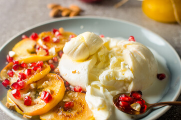 Salad with burrata cheese with caramelized apples, pomegranate, nuts and honey.