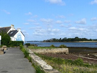 Ile-d'Arz, August 2025: Hiking around Ile-d'Arz in the Gulf of Morbihan in Brittany - View of the sea