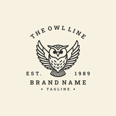 Owl logo vector hipster vintage icon illustration