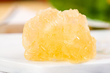 Ancient Yunnan Rock Cane Sugar Crystals - Traditional Handmade Golden Sweetener Grains