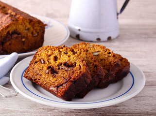 Pumpkin cake with chocolate