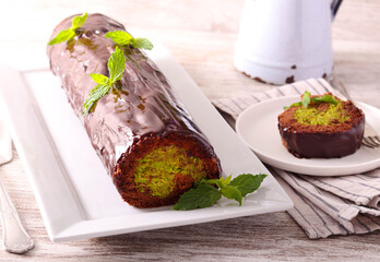 Dubai chocolate style roulade,