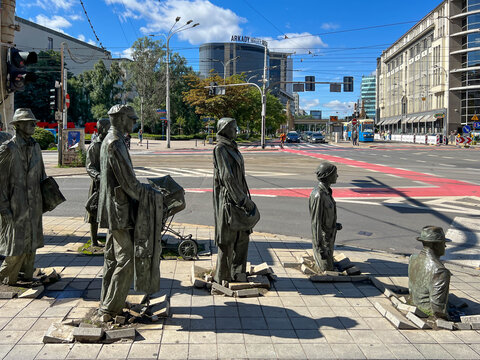 Wroclaw, Poland, July 22, 2025: The Jerzy Kalina Anonymous Passerby Monument at the corner of Swidnicka Street and Marshal Pilsudski Street in Wroclaw, Poland