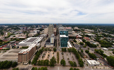 Obraz premium Various Daytime Drone Images of Downtown Raleigh North Carolina on a Cloudy Day.