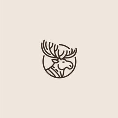 Simple minimalist moose head logo line illustration.