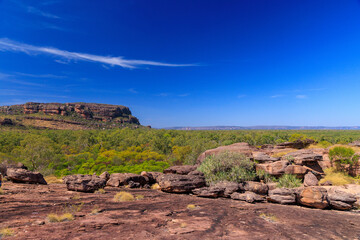 オーストラリア　ノーザンテリトリーのNawurlandjaの岩山からの景色