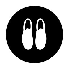 black and white illustration of shoes icon