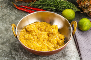 Inchian cuisine - chicken cashew curry