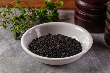 Black raw dry sesame seeds