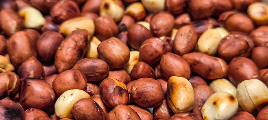 Roasted peanuts with heat.  Add flavor to food.