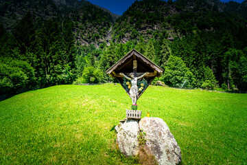 Hiking to the Kuenser Waterfall near Dorf Tirol - Meran South- Tyrol