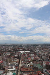 Naklejka premium en la Ciudad de México la belleza del caos es enorme, las notables búsquedas de edificios y crecimientos