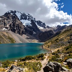 Obraz premium Mountain lake landscape, scenic view