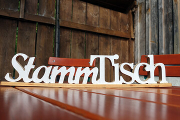 Stammtisch im Gastgarten