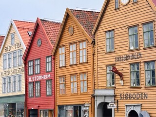 Casas de colores en la ciudad noruega de Bergen