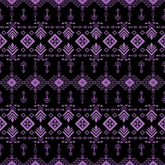 Seamless purple toned vector geometric pattern. Perfect for retro fabrics and vintage floral wallpapers with ornaments.