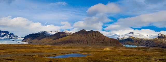Panoramiczny widok na język lodowca Vatnajökull 2025 © Krzysiek Cegiełka