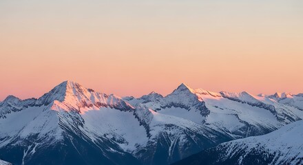 Obraz premium Winter Sunrise Mountain Peaks.