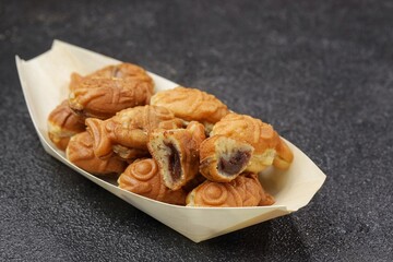 Mini Bungeoppang Taiyaki (Japanese fish shaped pancakes filled with bean jam)
