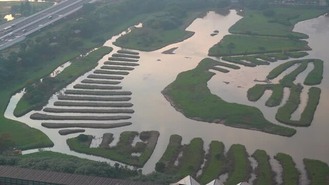 2024.12 Macau gazes out toward Shenzhen amid the haze, wetlands scene