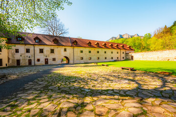 Medieval monastery Cerveny Klastor near Peak Tri Koruny or Trzy Korony in Pieniny National park in Slovakia and Poland © Zedspider