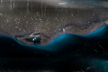 welle blau hoch tief