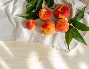 천 위에 놓인 신선한 복숭아 다섯 개  Five Fresh Peaches on Fabric